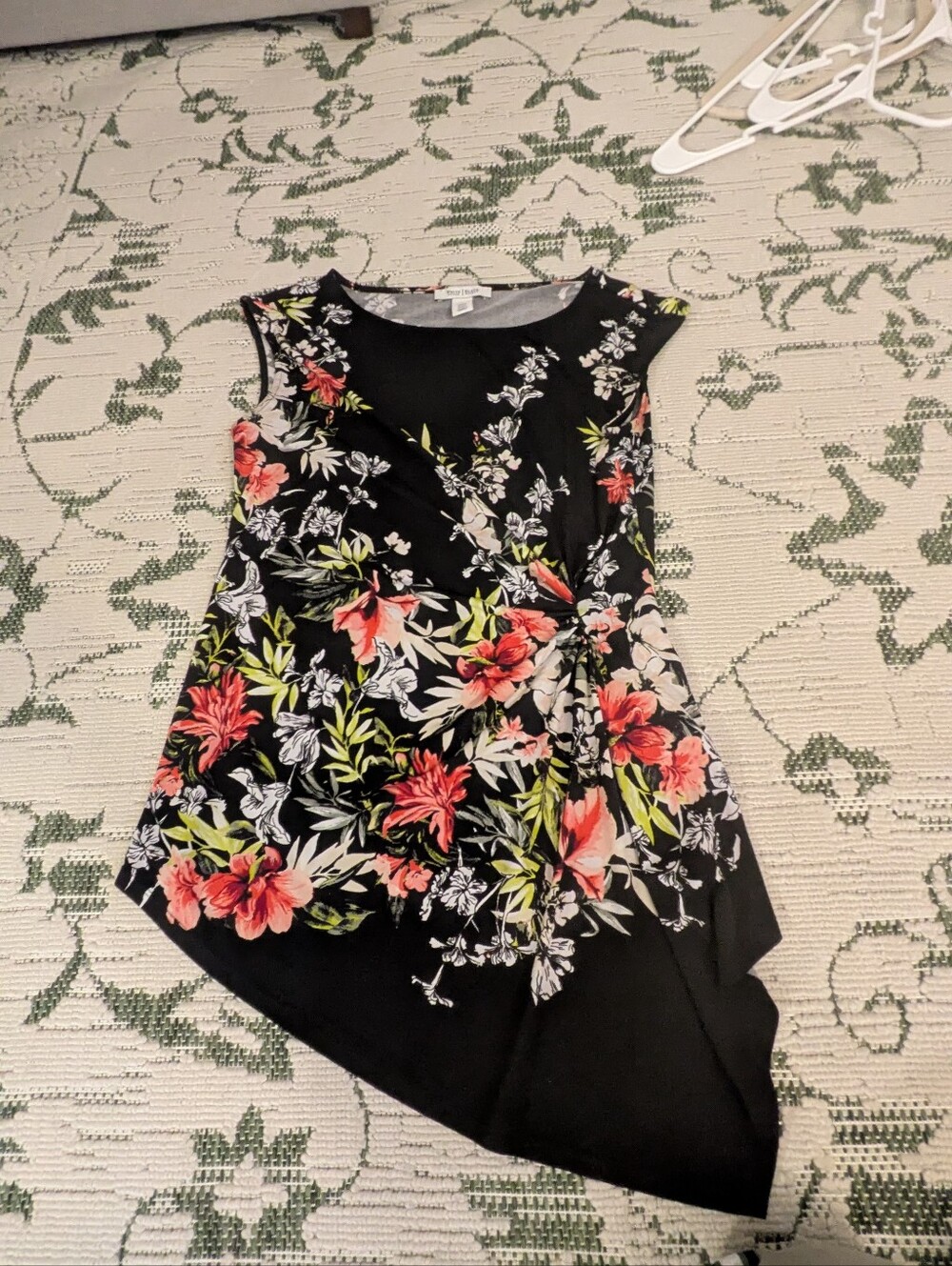 Black House White Market Assymetrical Top Size S